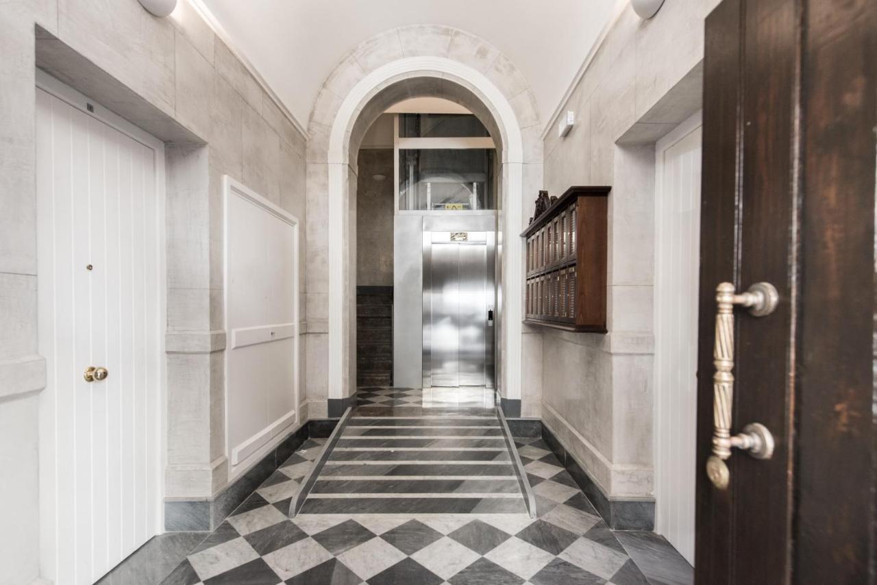 Anna'S Luxury Apartment Palermo Bagian luar foto