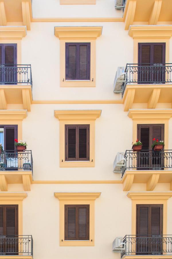 Anna'S Luxury Apartment Palermo Bagian luar foto